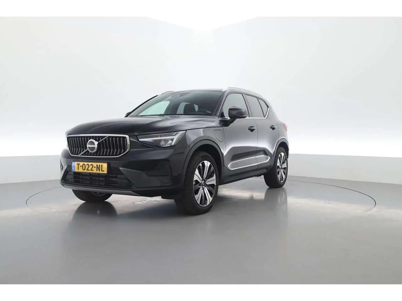 Photo 1 : Volvo Xc40 2023 Hybrid