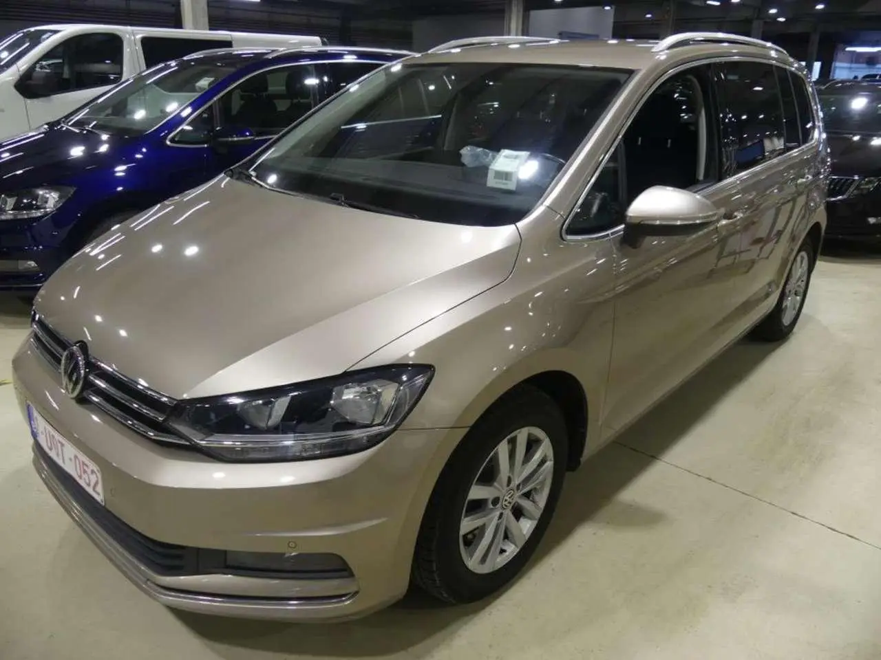 Photo 1 : Volkswagen Touran 2018 Petrol