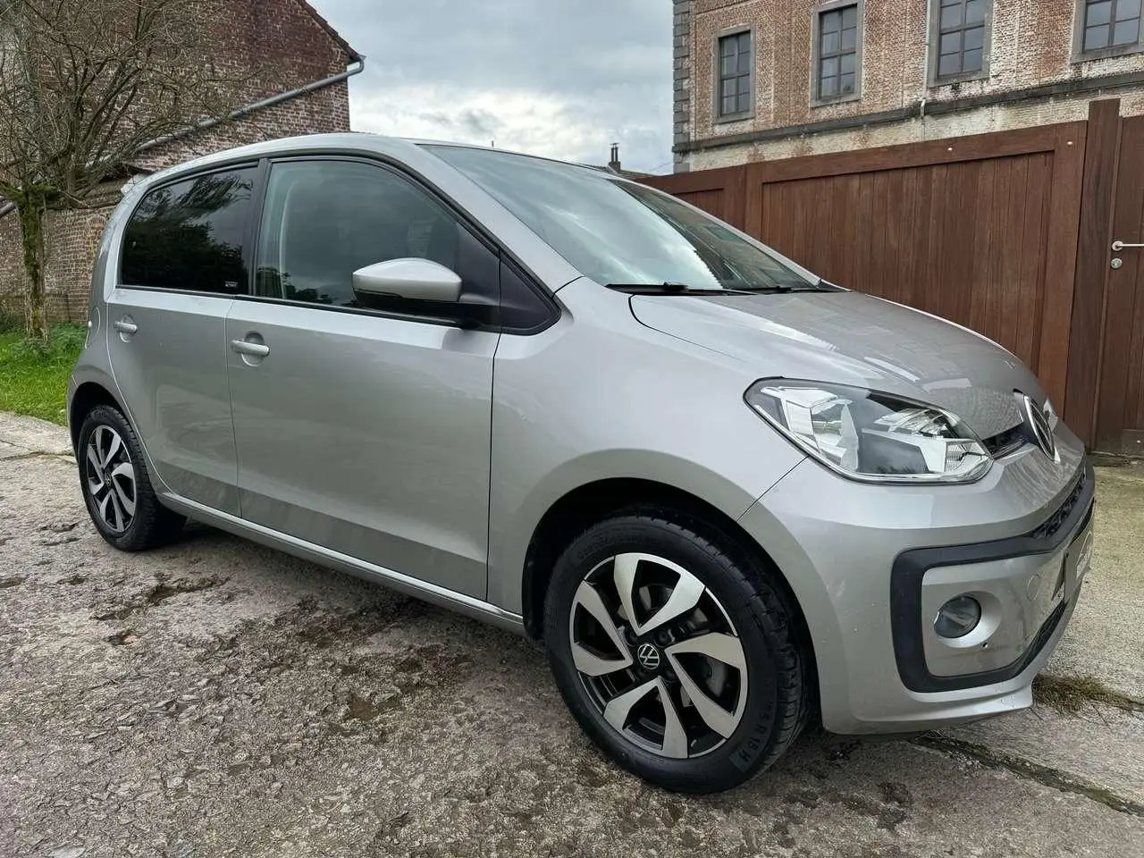 Photo 1 : Volkswagen Up! 2021 Petrol