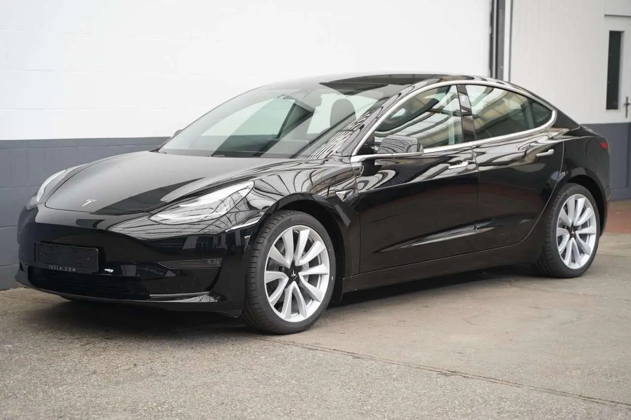 Photo 1 : Tesla Model 3 2020 Electric