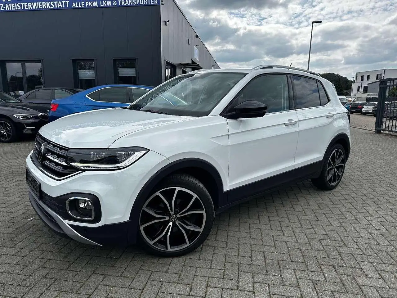 Photo 1 : Volkswagen T-cross 2022 Essence