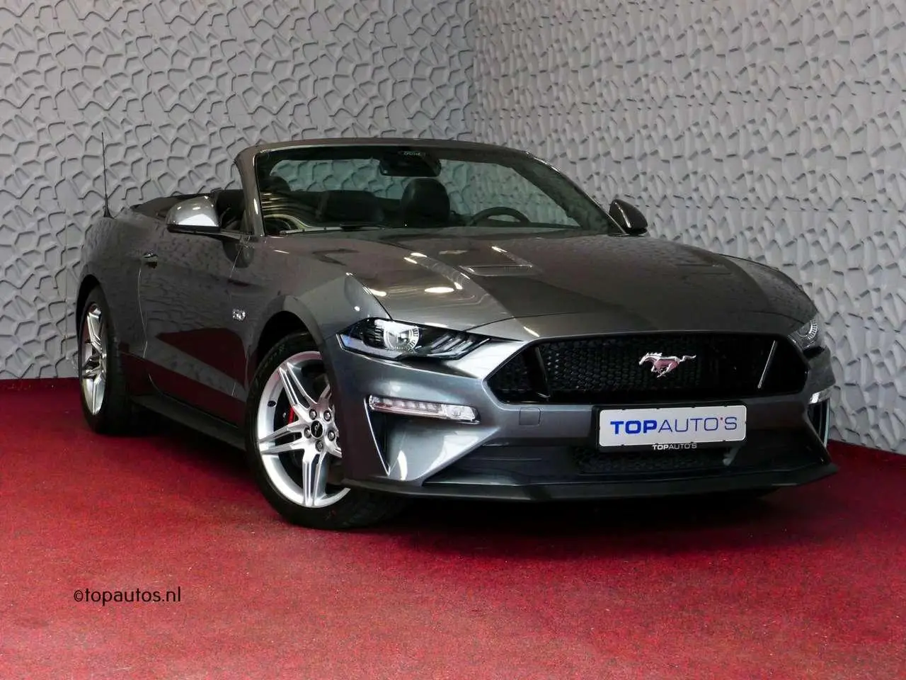 Photo 1 : Ford Mustang 2023 Petrol