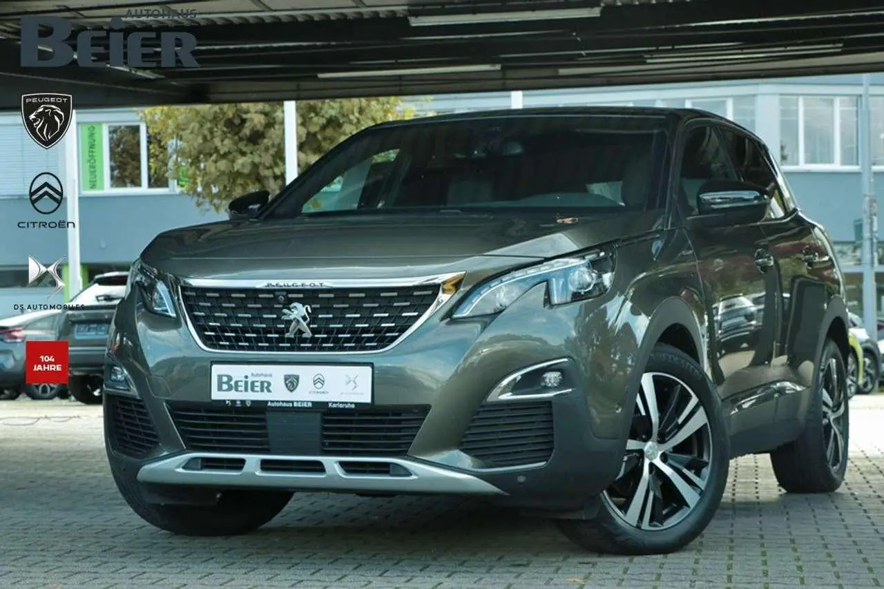 Photo 1 : Peugeot 3008 2020 Diesel