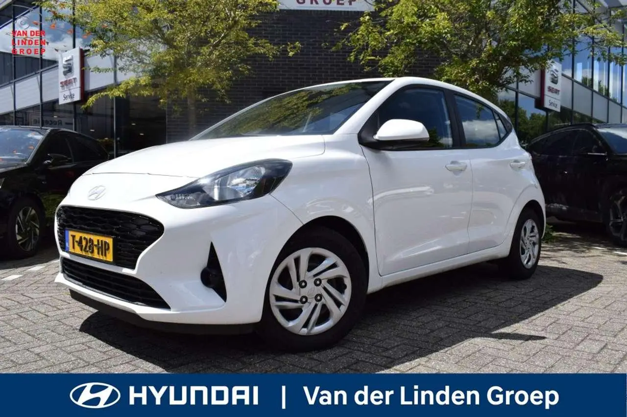 Photo 1 : Hyundai I10 2023 Essence