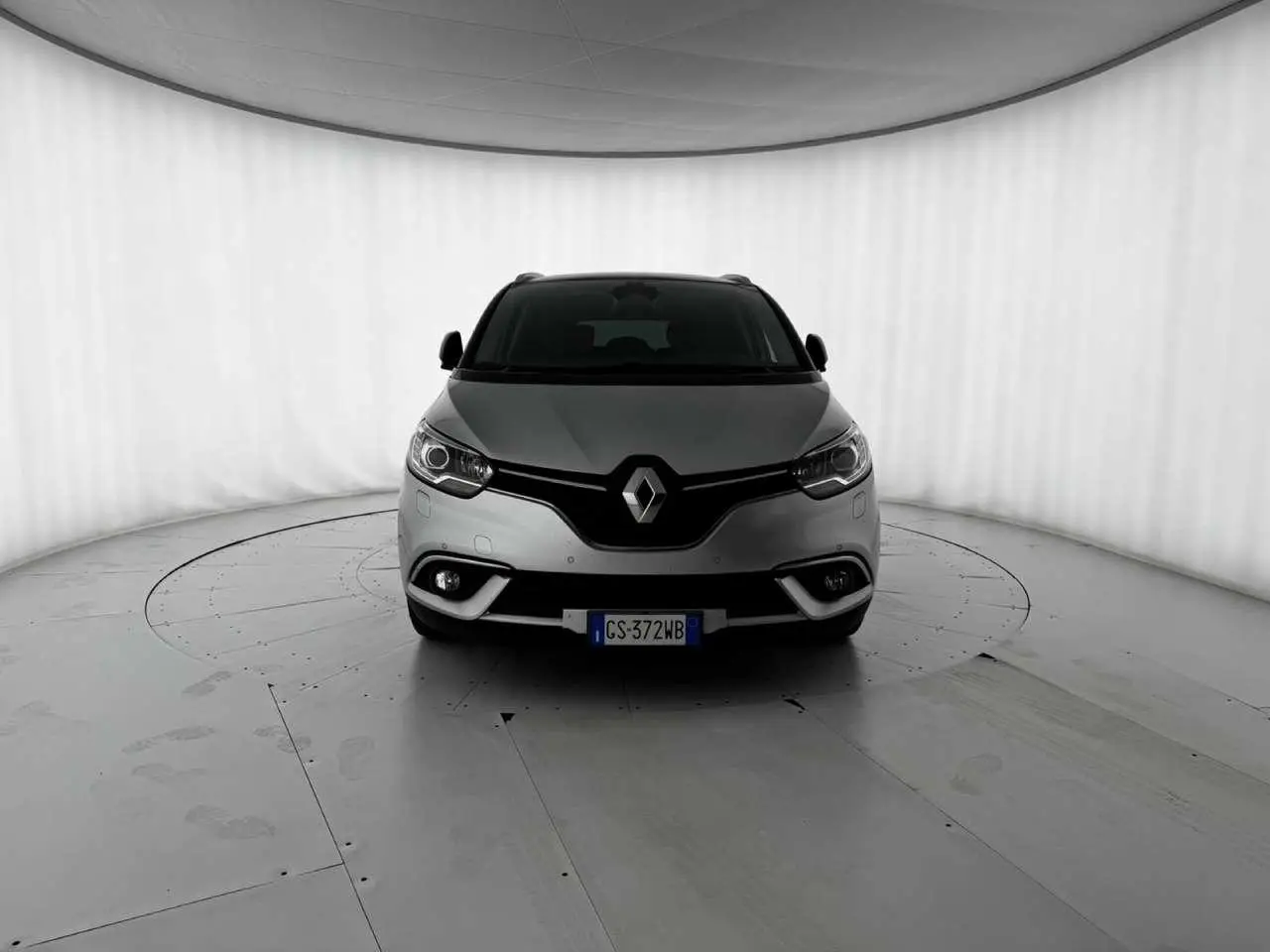 Photo 1 : Renault Scenic 2017 Essence