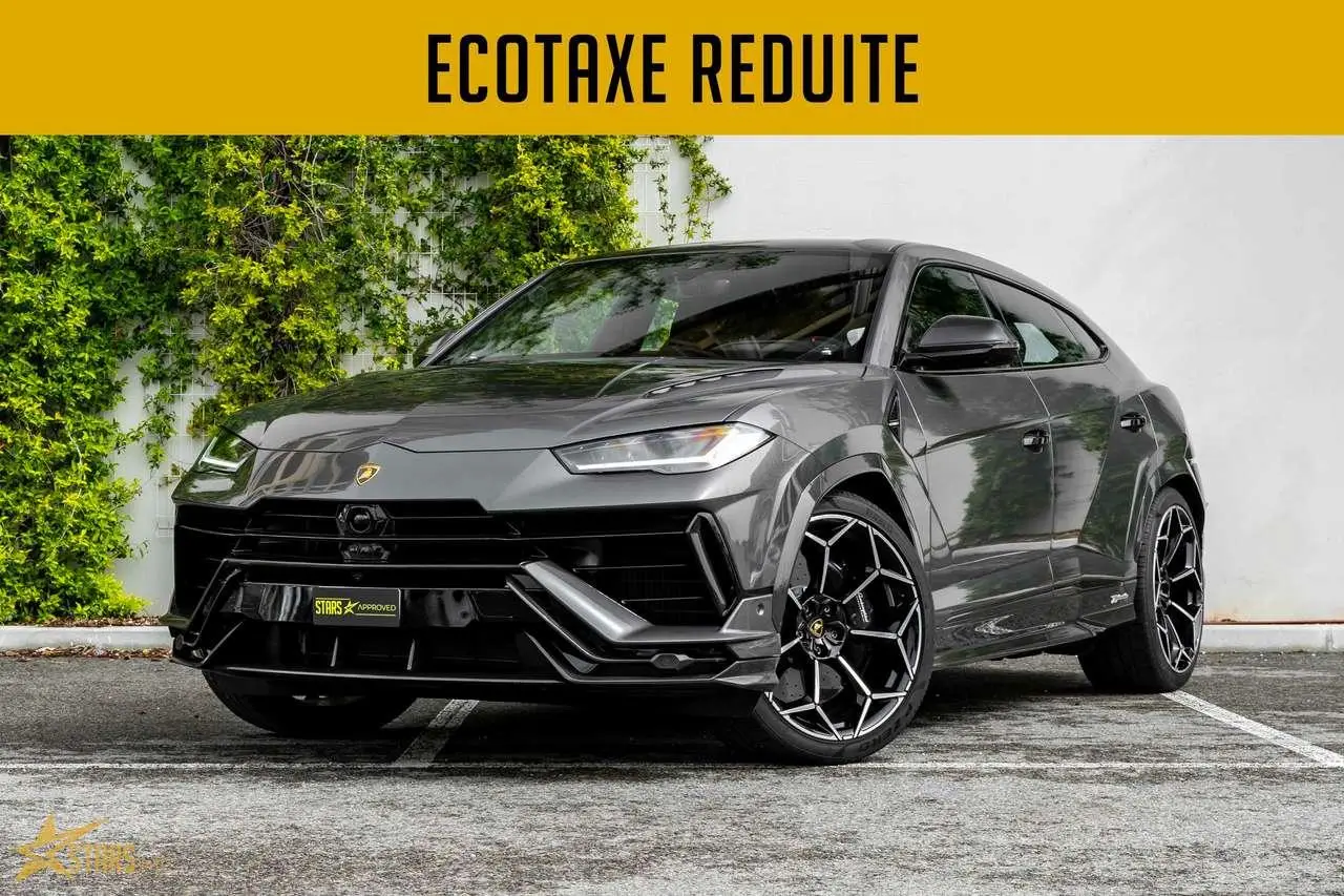 Photo 1 : Lamborghini Urus 2023 Essence