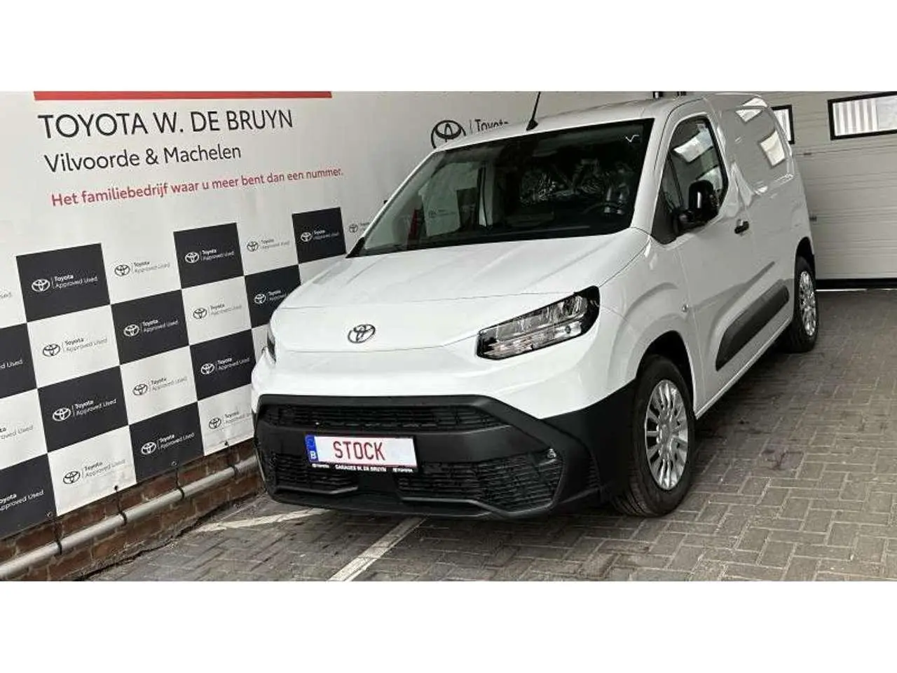 Photo 1 : Toyota Proace 2024 Diesel