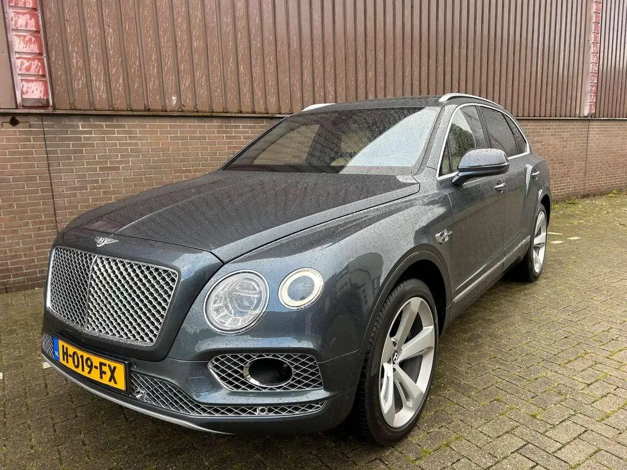 Photo 1 : Bentley Bentayga 2016 Petrol