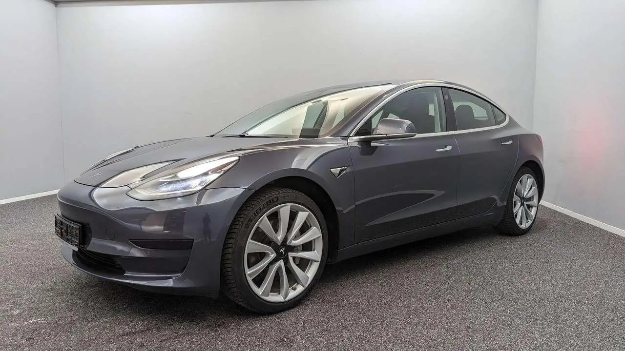 Photo 1 : Tesla Model 3 2019 Électrique