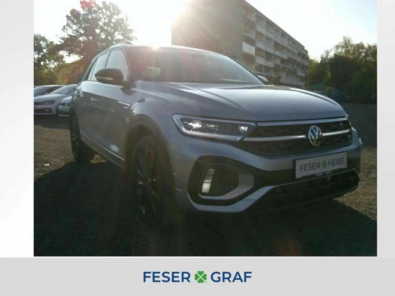 Photo 1 : Volkswagen T-roc 2024 Petrol