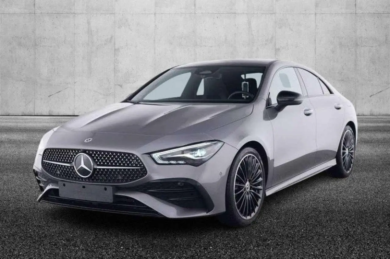 Photo 1 : Mercedes-benz Classe Cla 2023 Hybrid