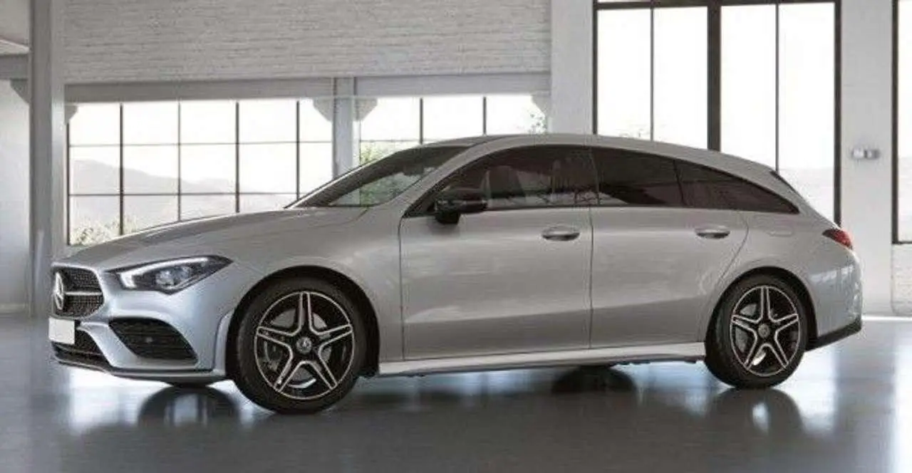 Photo 1 : Mercedes-benz Classe Cla 2023 Essence