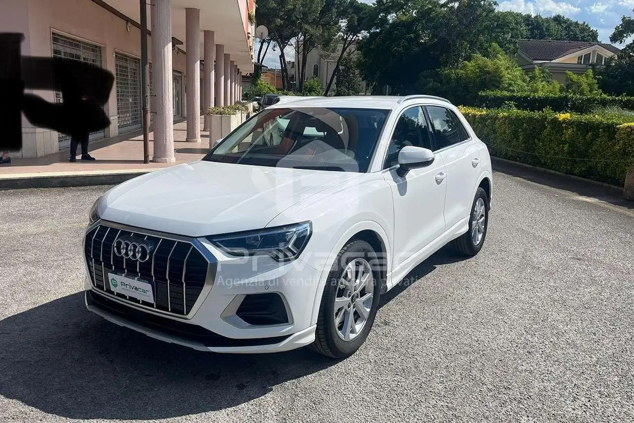 Photo 1 : Audi Q3 2021 Diesel