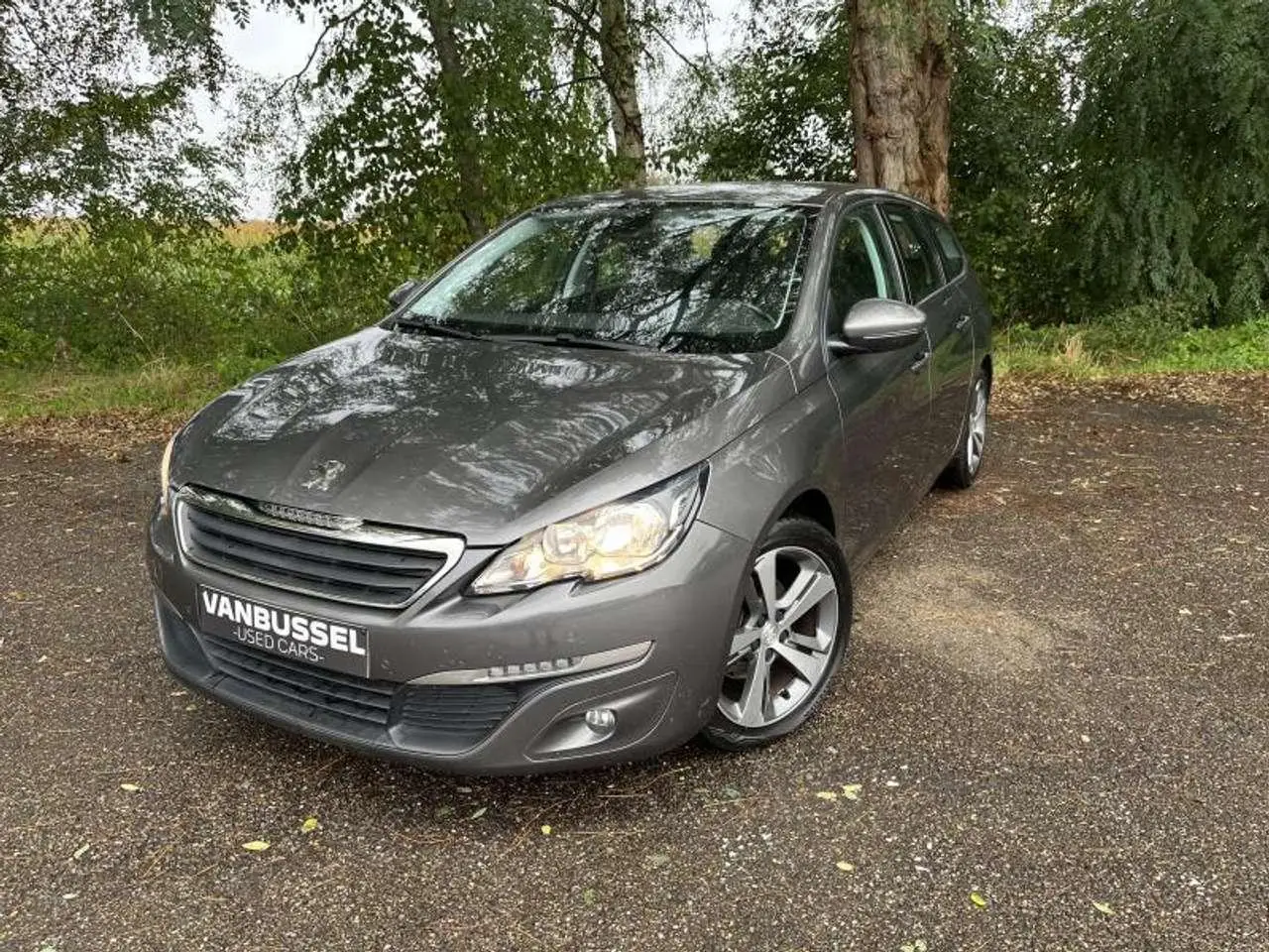 Photo 1 : Peugeot 308 2016 Petrol