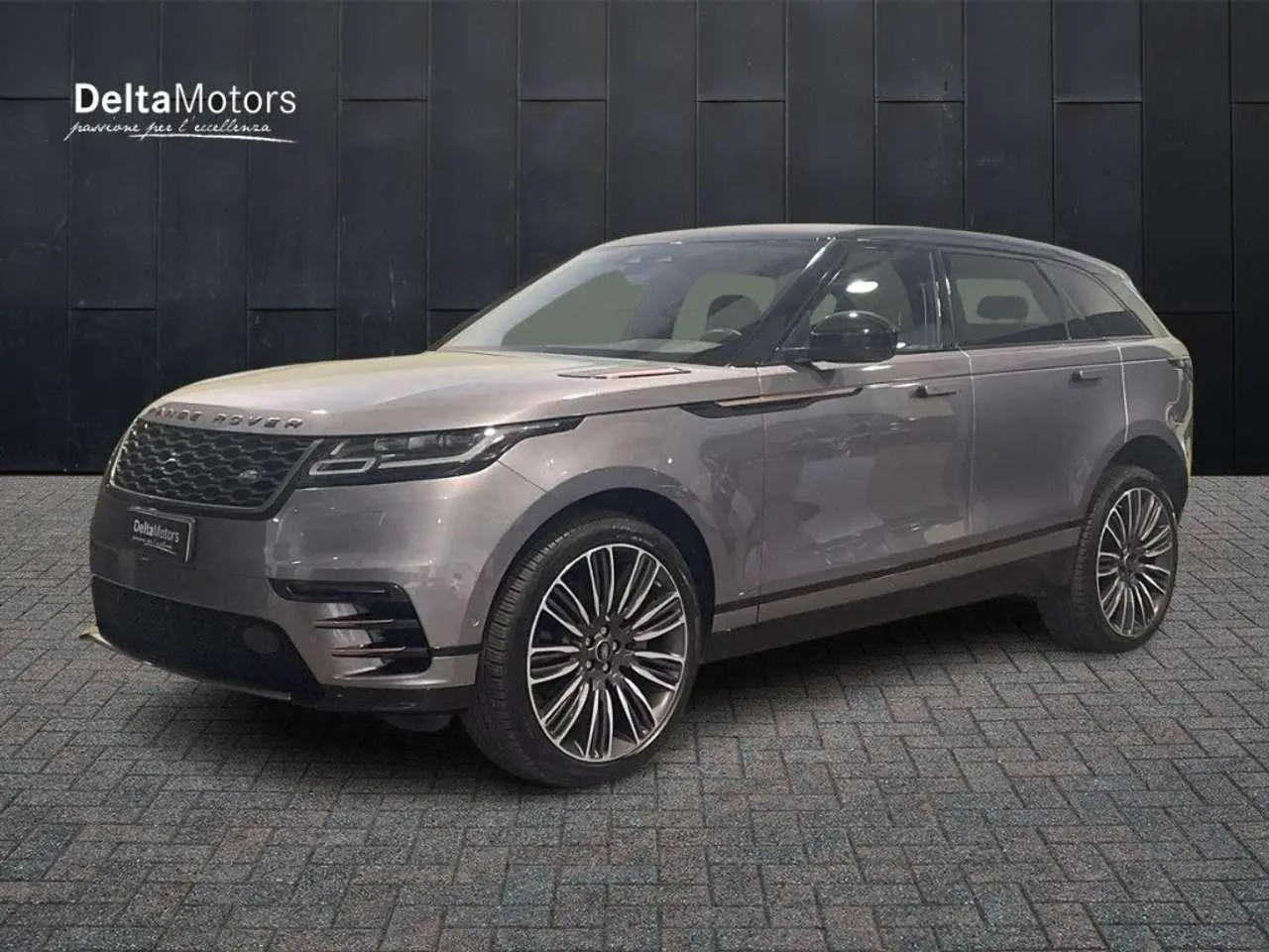 Photo 1 : Land Rover Range Rover Velar 2021 Hybrid