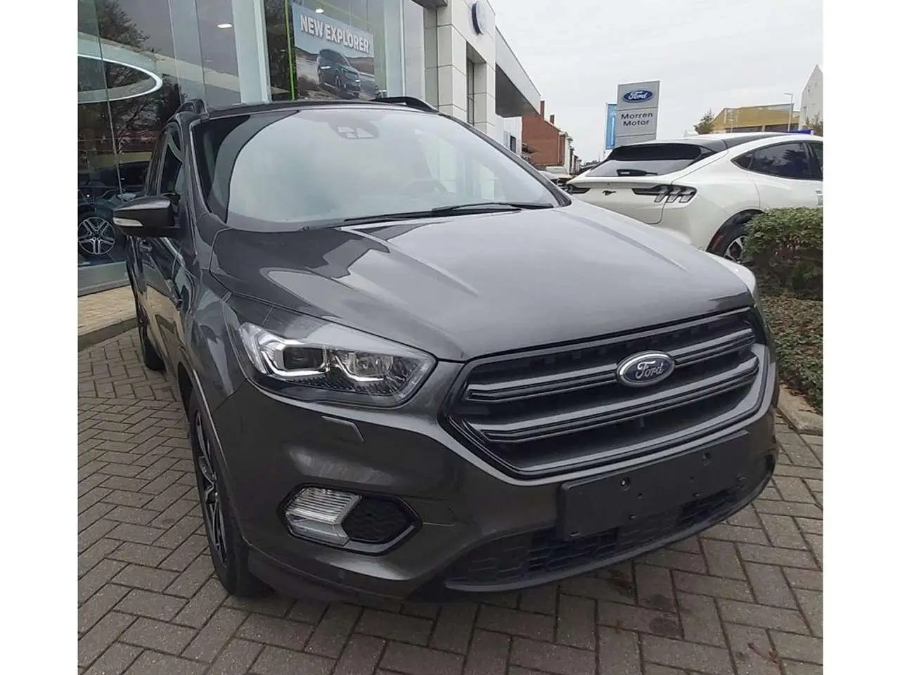 Photo 1 : Ford Kuga 2019 Petrol