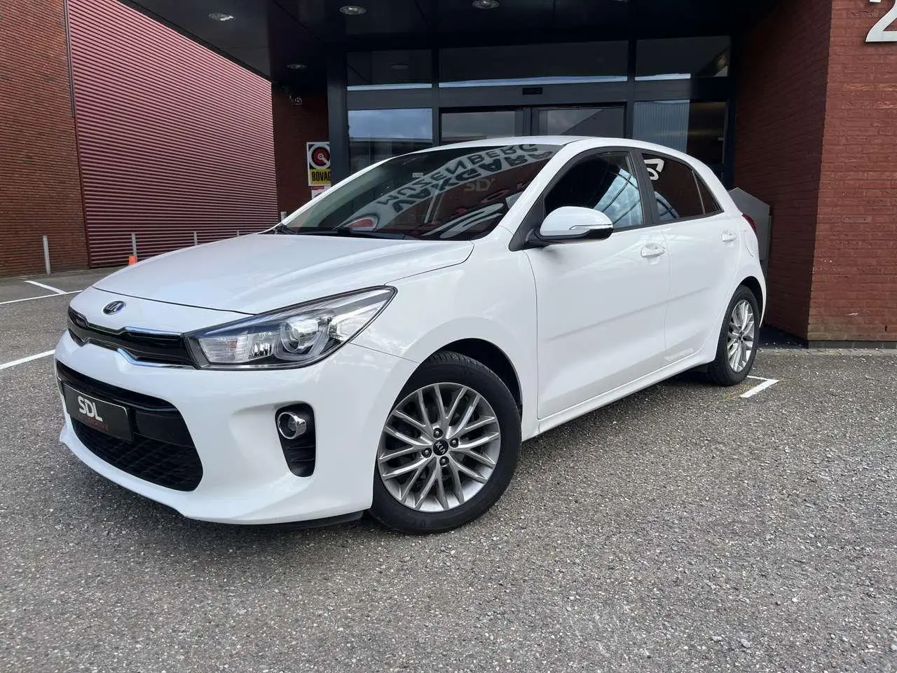 Photo 1 : Kia Rio 2020 Petrol