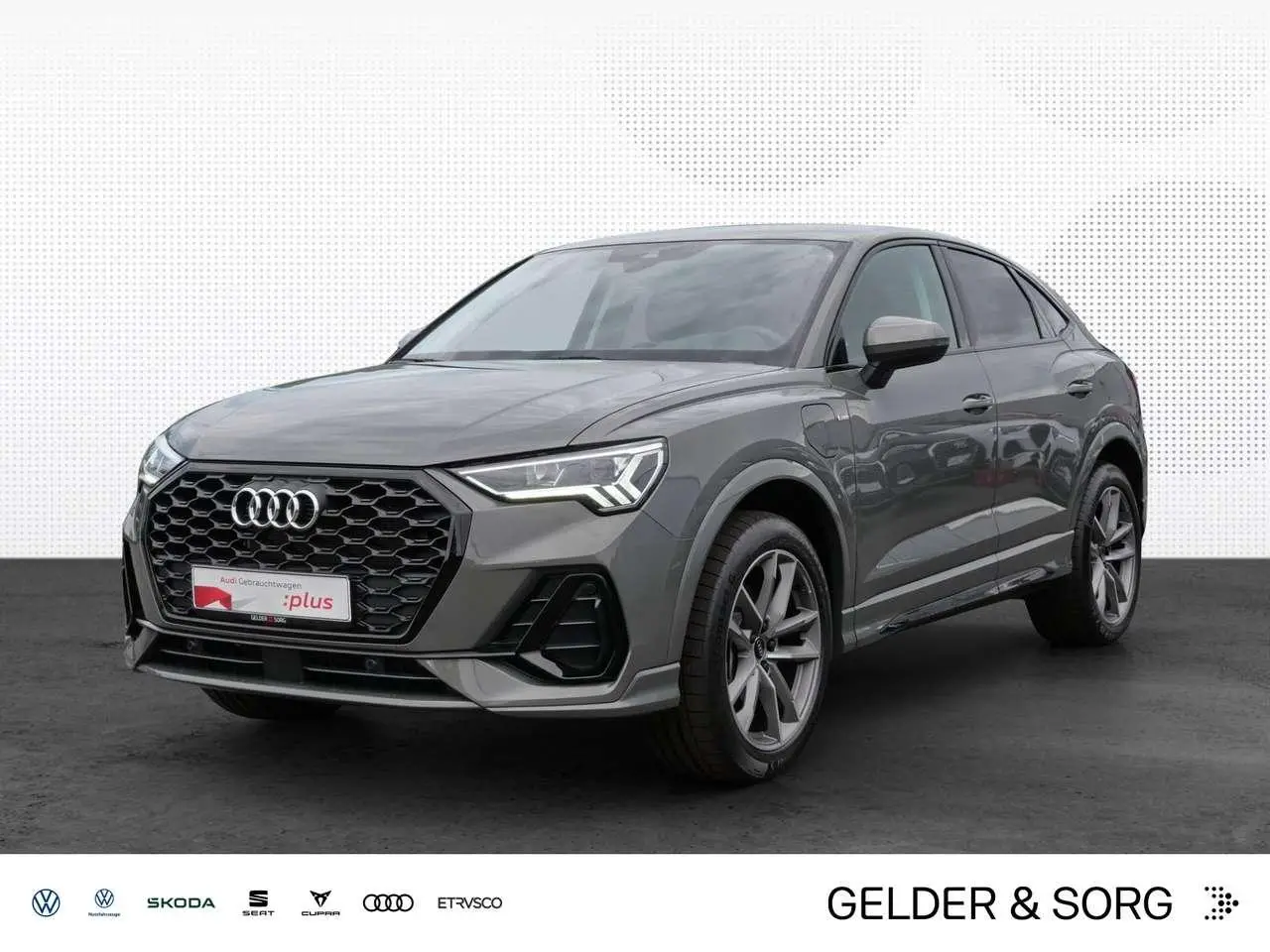 Photo 1 : Audi Q3 2023 Hybride