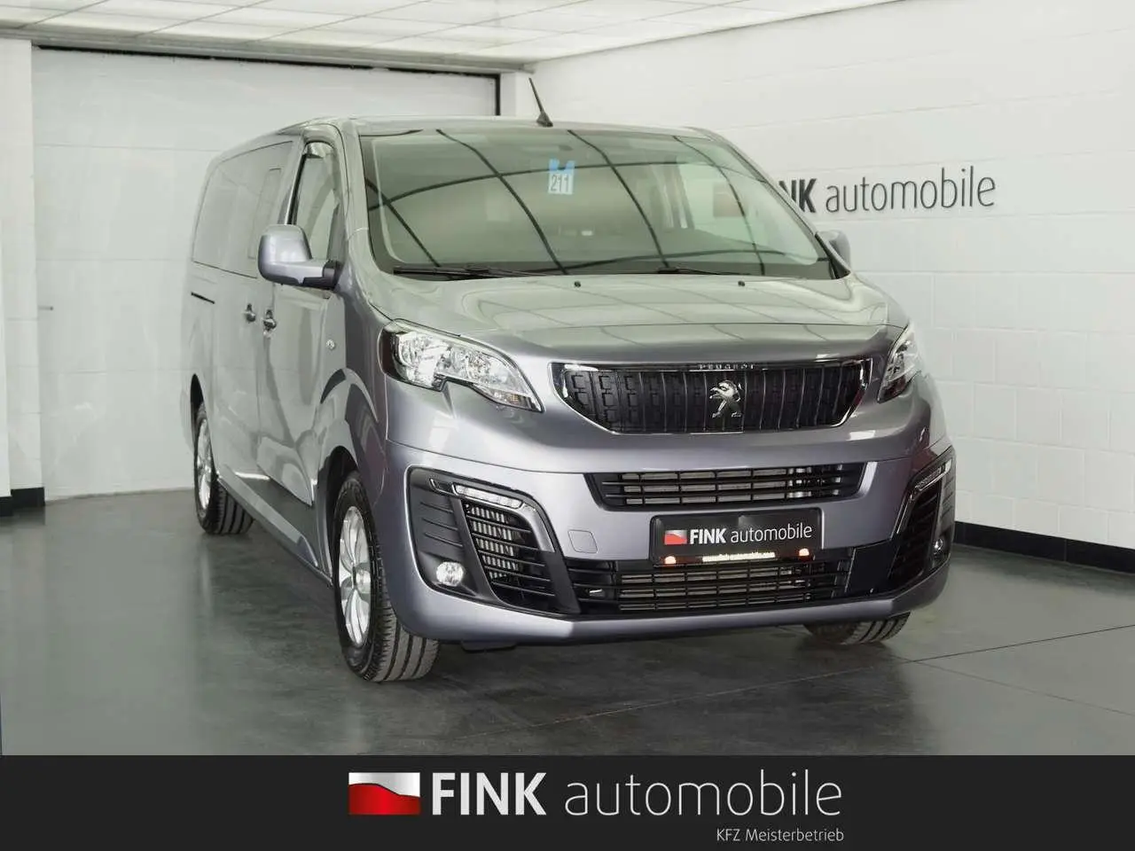 Photo 1 : Peugeot Traveller 2021 Diesel