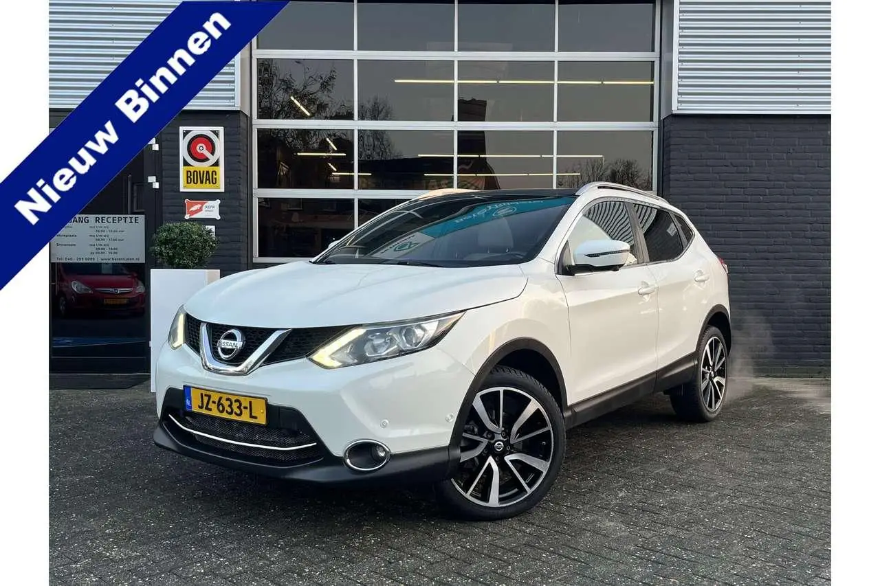 Photo 1 : Nissan Qashqai 2015 Petrol