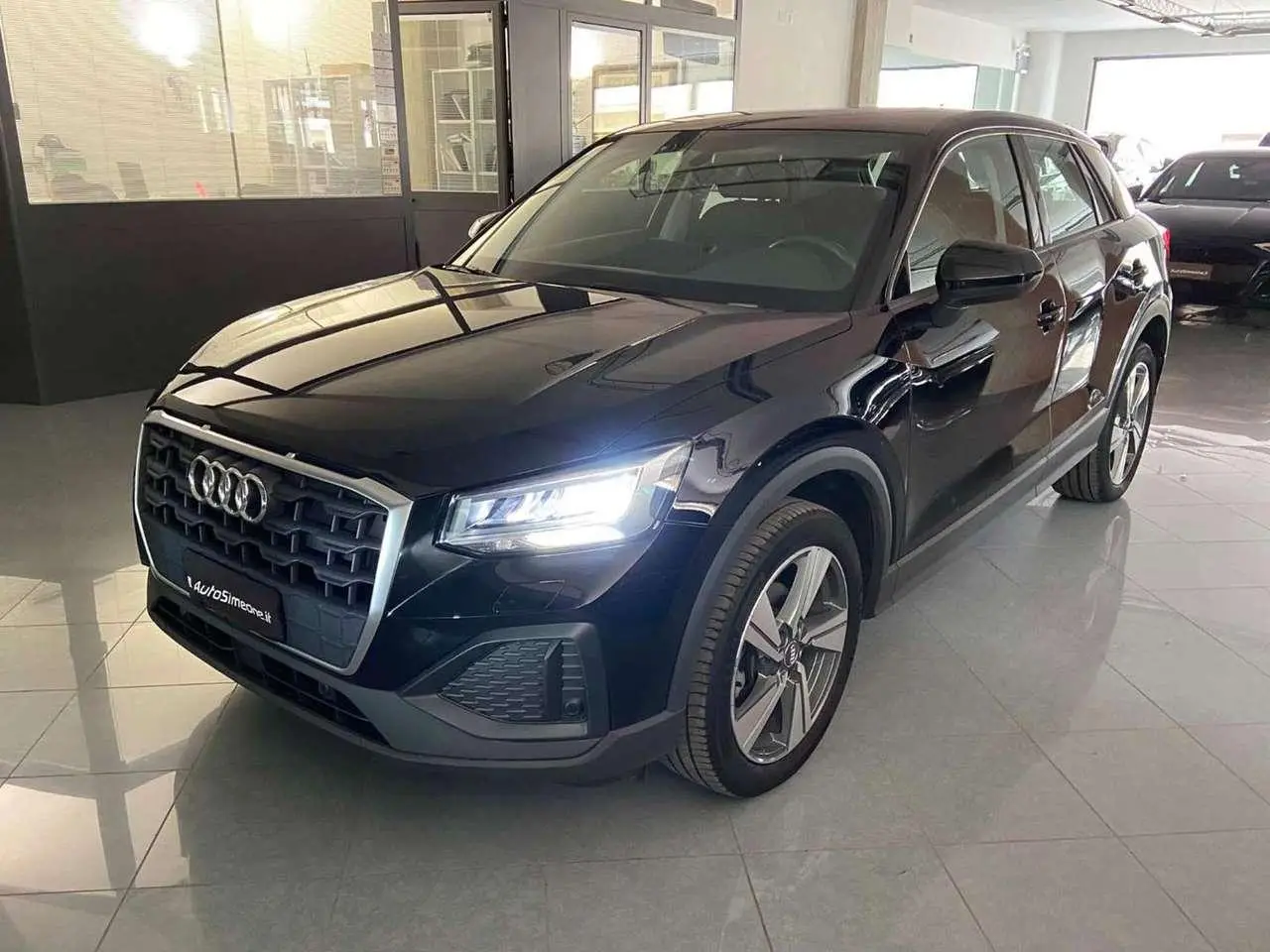 Photo 1 : Audi Q2 2021 Diesel