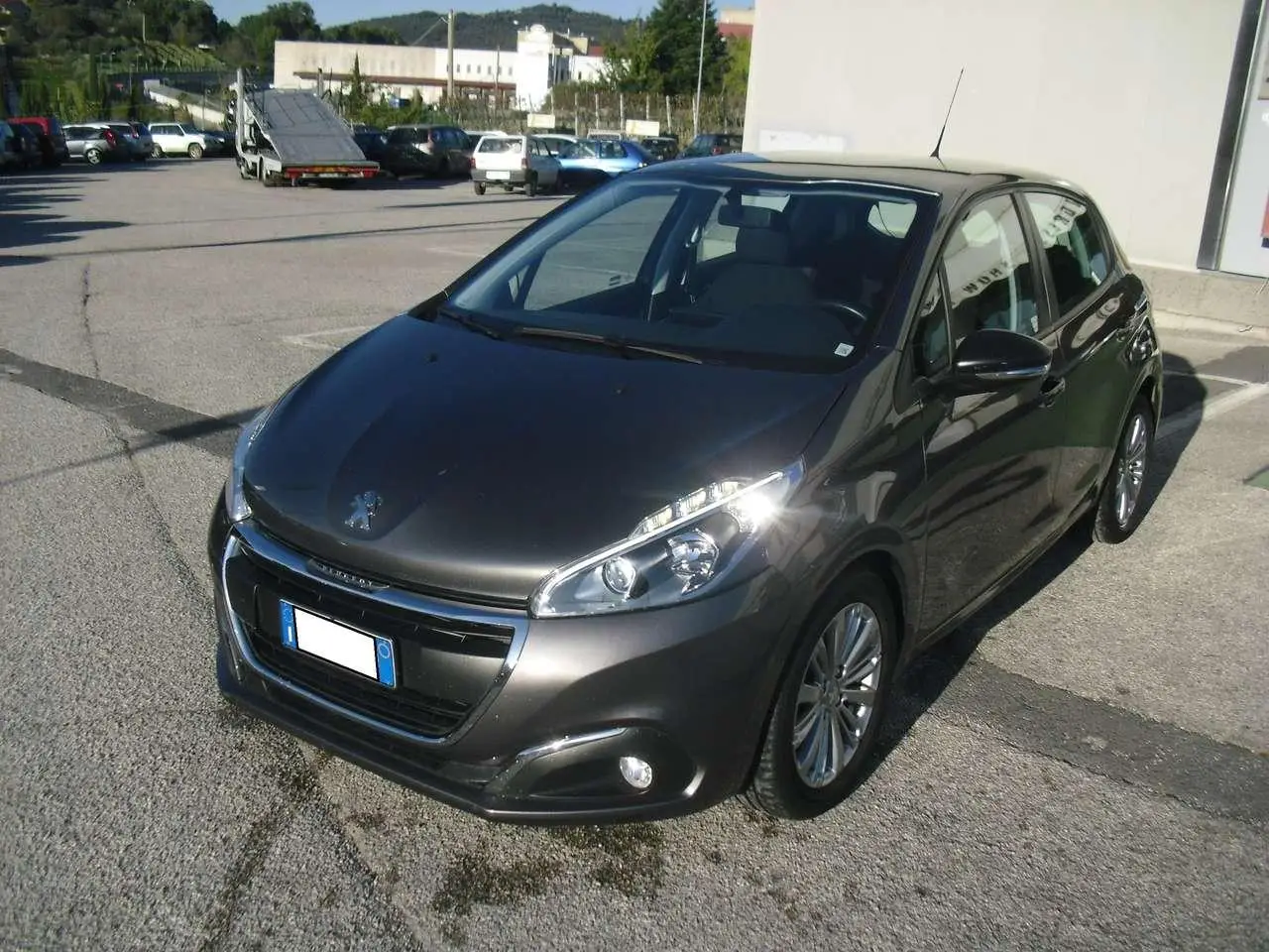 Photo 1 : Peugeot 208 2018 Diesel