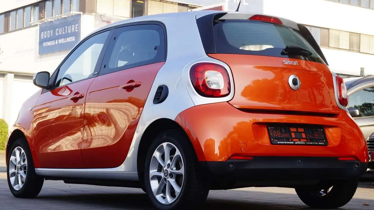 Photo 1 : Smart Forfour 2016 Essence