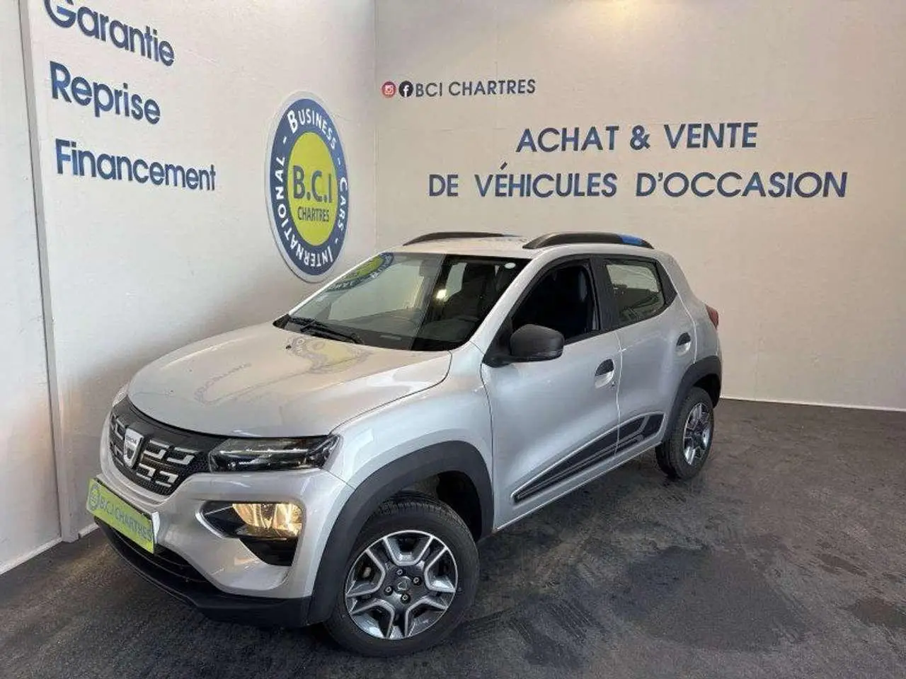 Photo 1 : Dacia Spring 2021 Electric