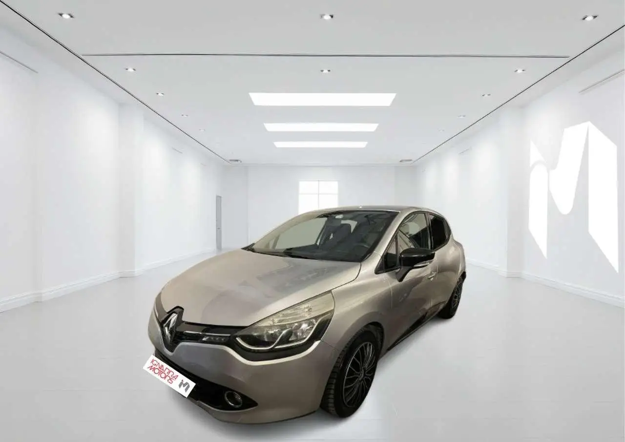 Photo 1 : Renault Clio 2015 Diesel