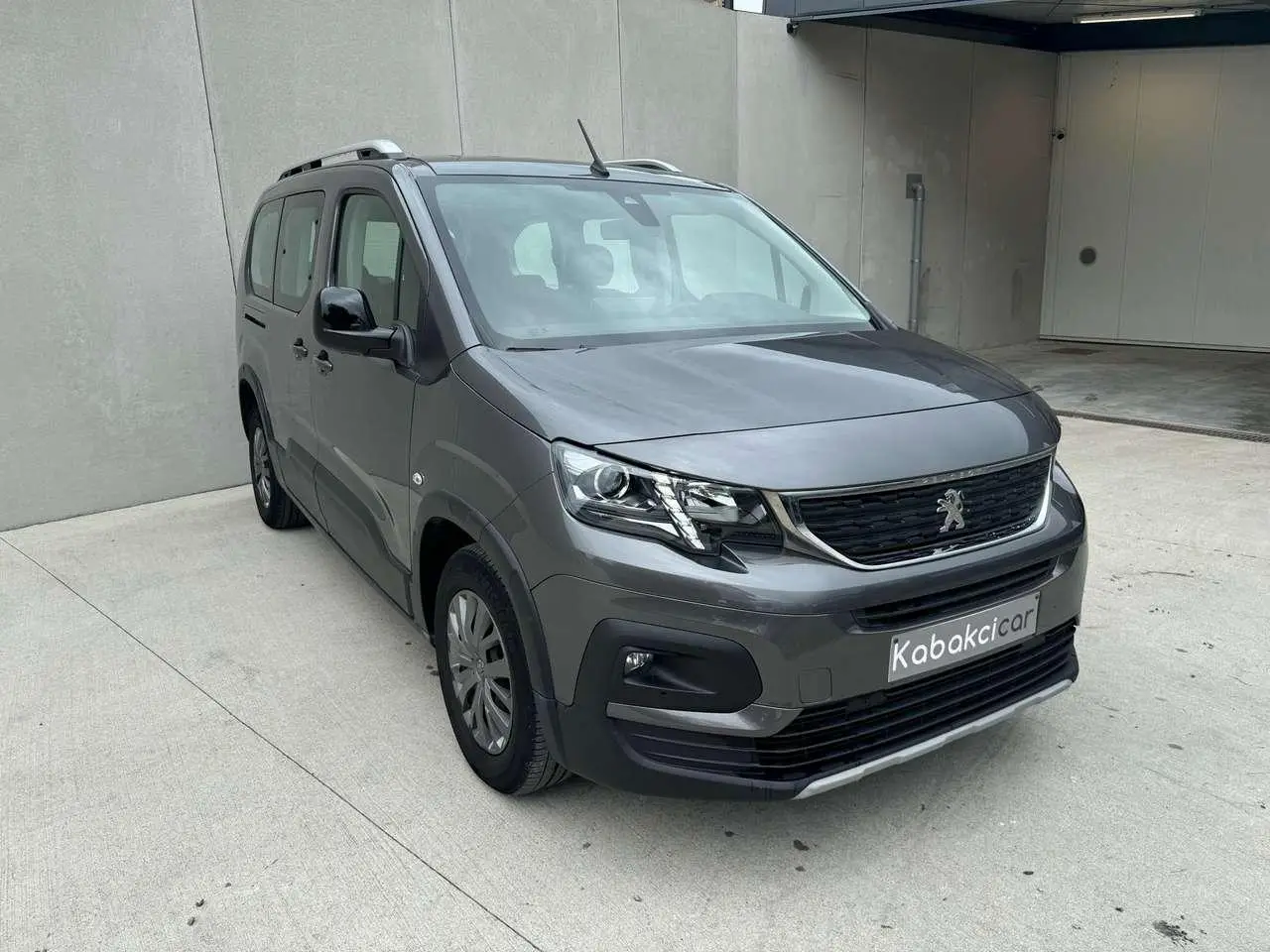 Photo 1 : Peugeot Rifter 2023 Diesel