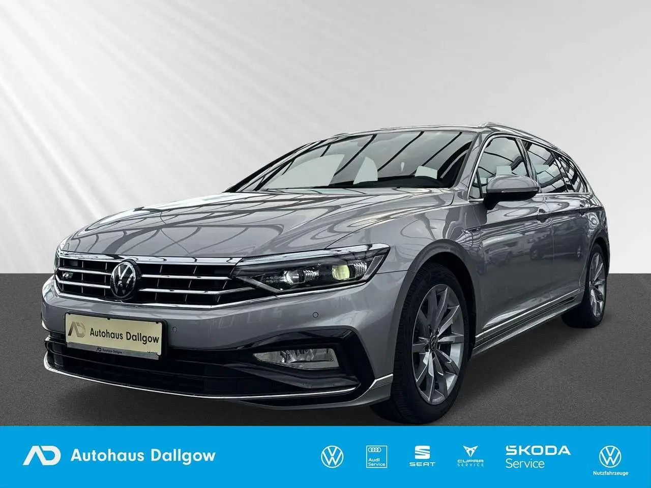 Photo 1 : Volkswagen Passat 2023 Petrol