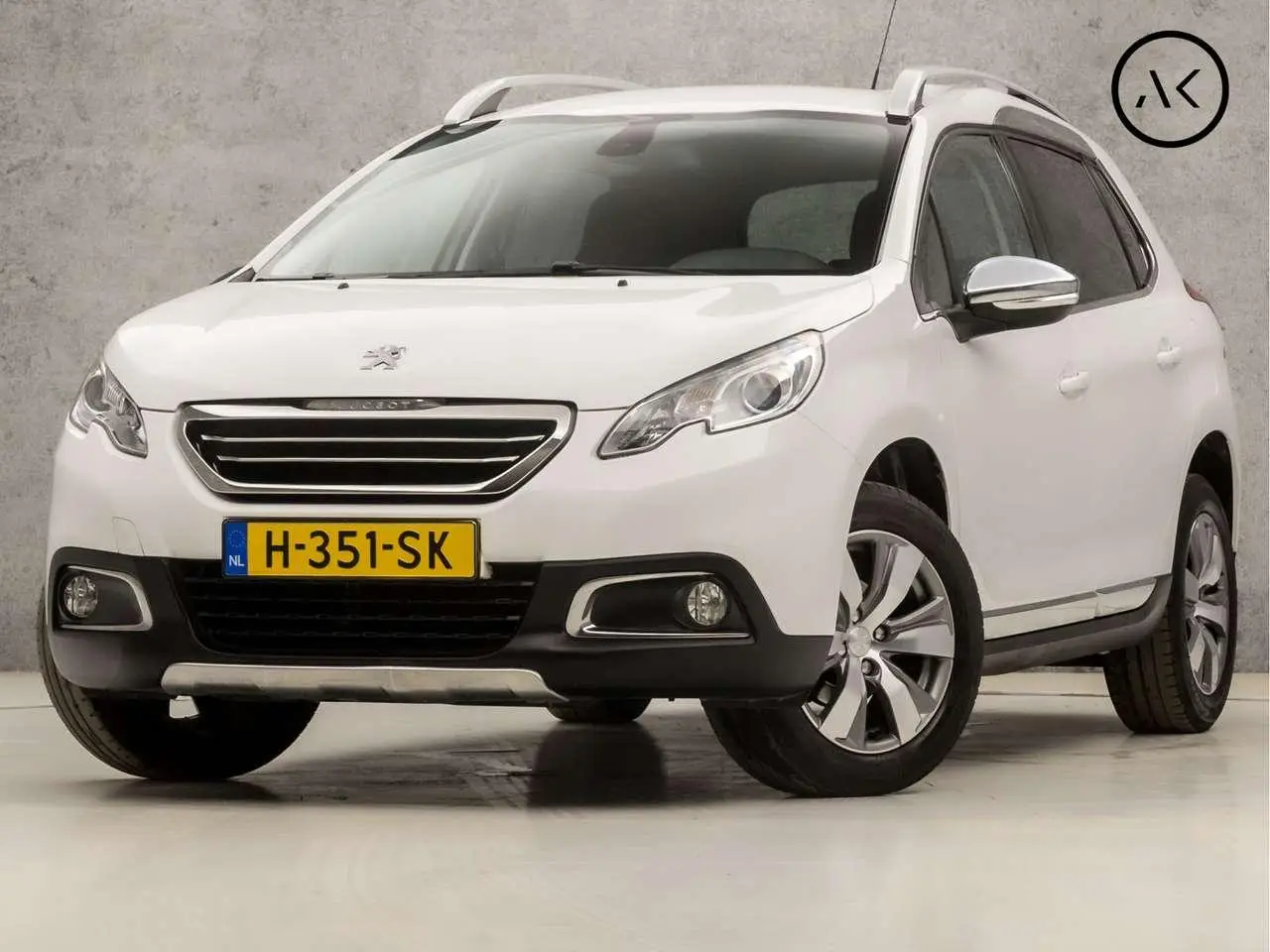 Photo 1 : Peugeot 2008 2015 Petrol