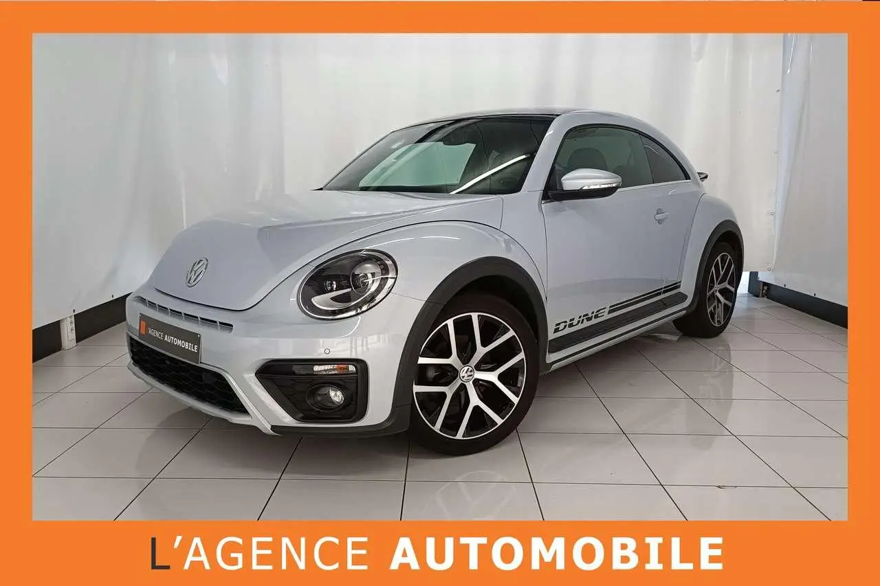 Photo 1 : Volkswagen Beetle 2017 Essence