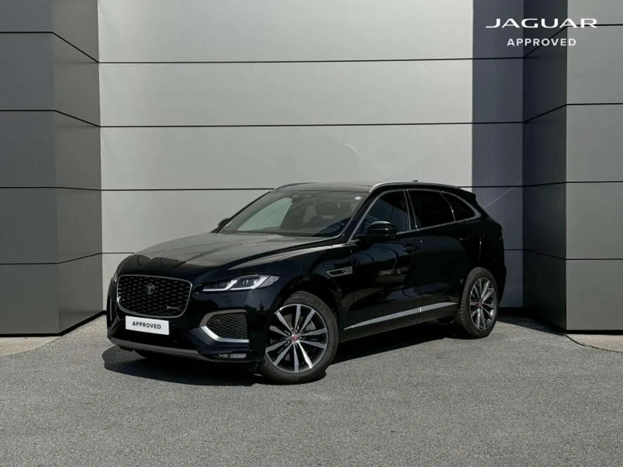 Photo 1 : Jaguar F-pace 2022 Autres