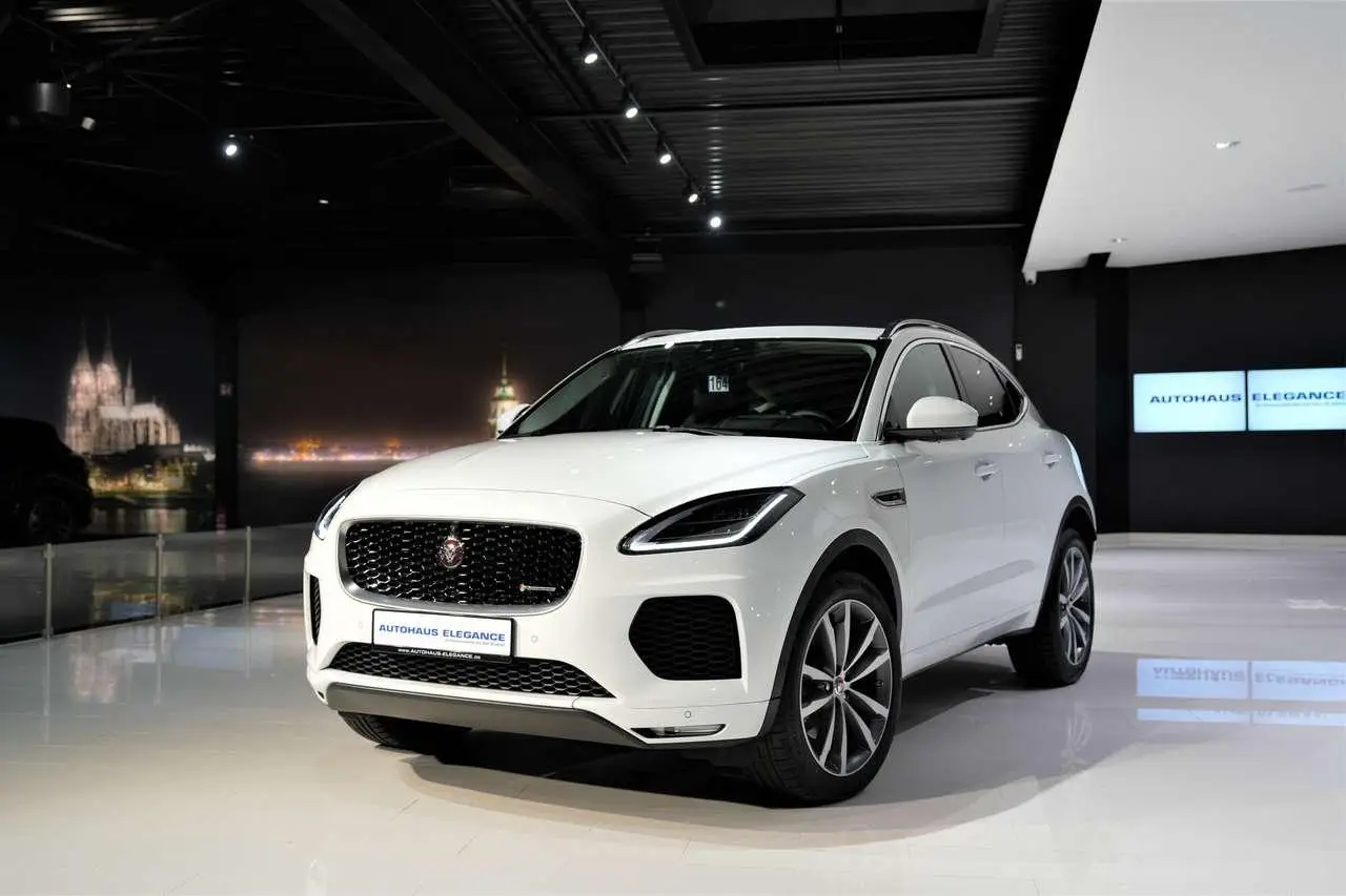 Photo 1 : Jaguar E-pace 2020 Essence