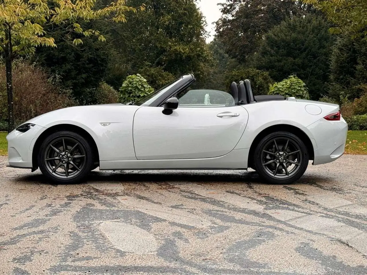 Photo 1 : Mazda Mx-5 2017 Petrol