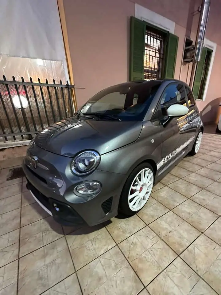 Photo 1 : Abarth 595 2021 Petrol