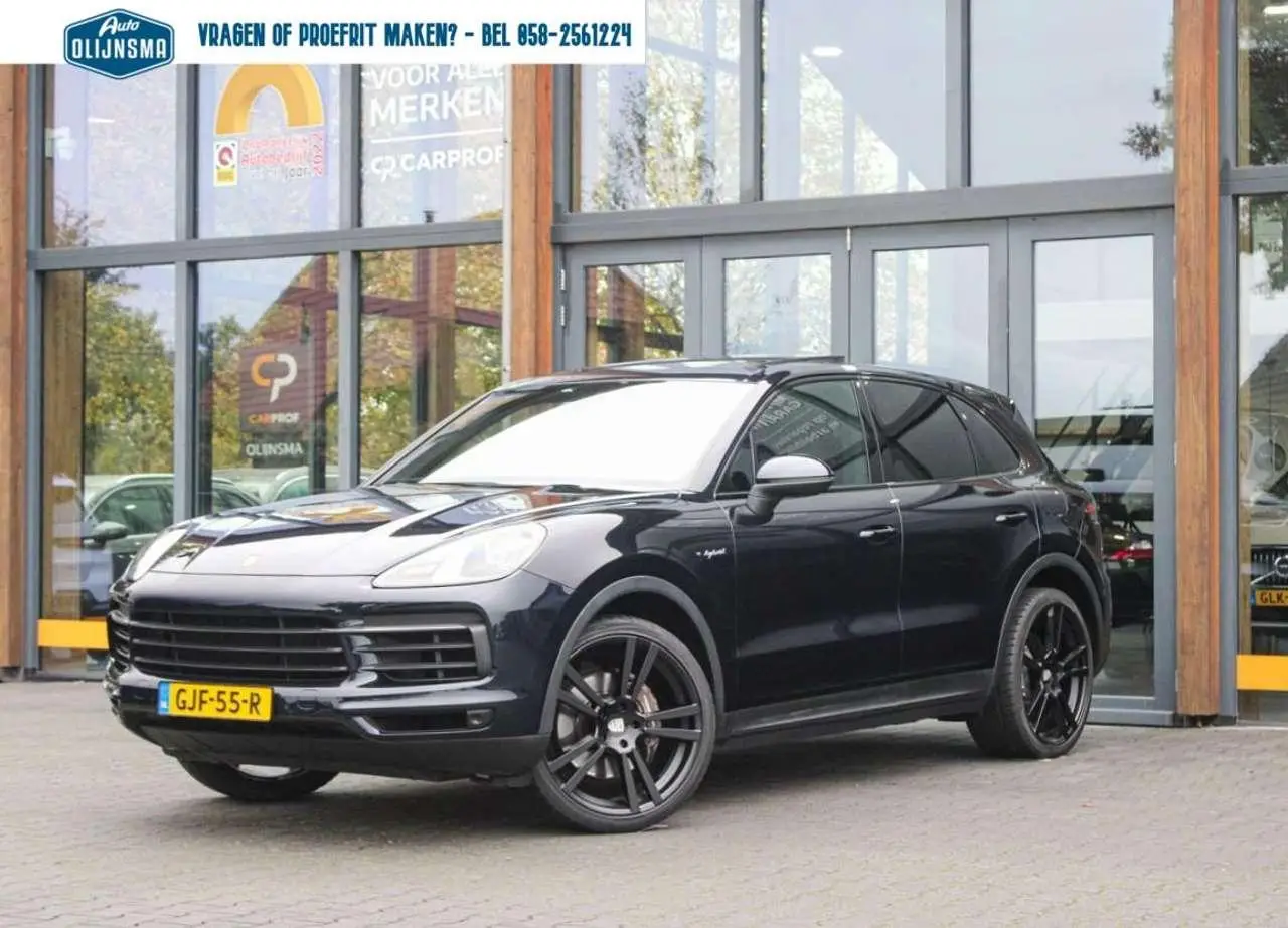 Photo 1 : Porsche Cayenne 2019 Hybrid