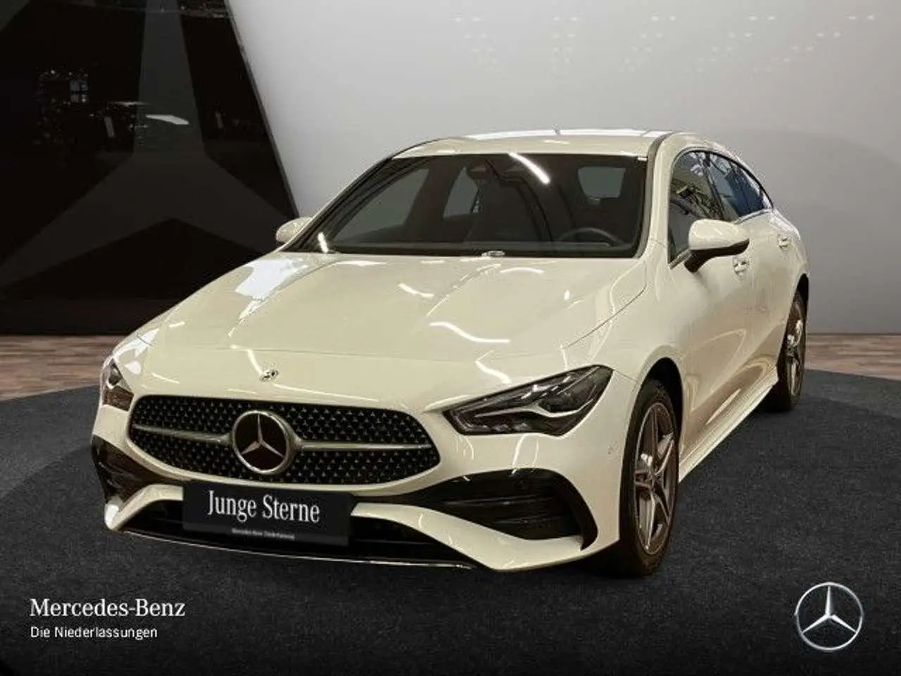 Photo 1 : Mercedes-benz Classe Cla 2023 Hybride