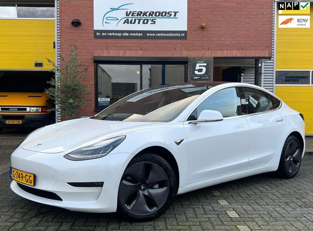 Photo 1 : Tesla Model 3 2019 Électrique