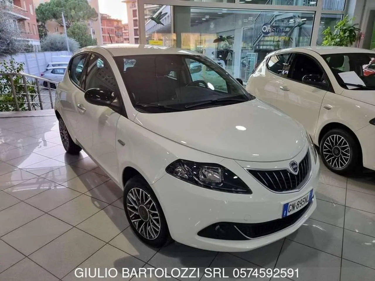 Photo 1 : Lancia Ypsilon 2023 Hybride