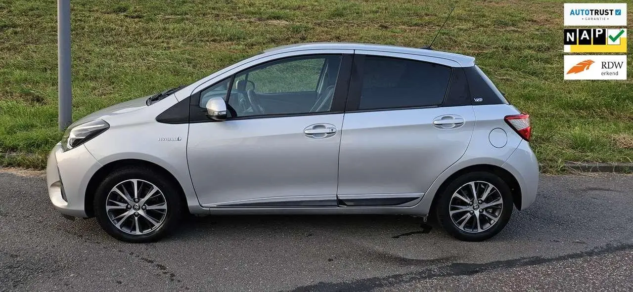 Photo 1 : Toyota Yaris 2020 Hybrid