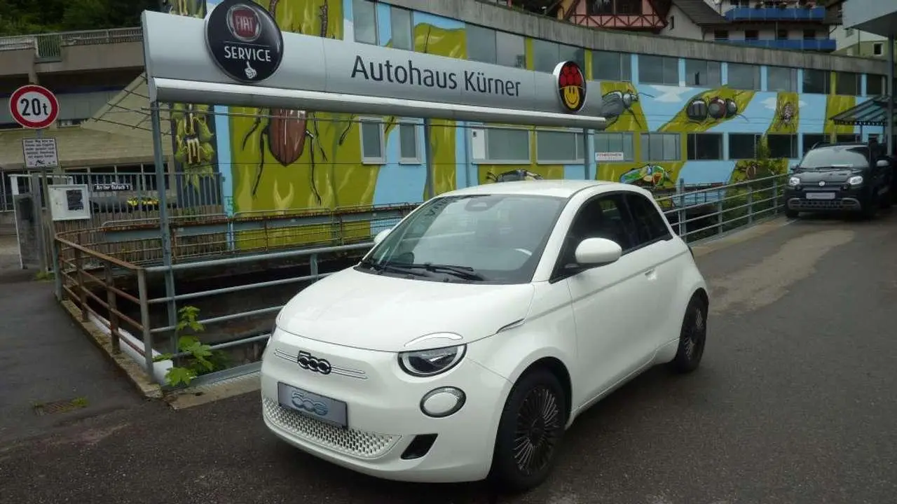 Photo 1 : Fiat 500 2022 Électrique