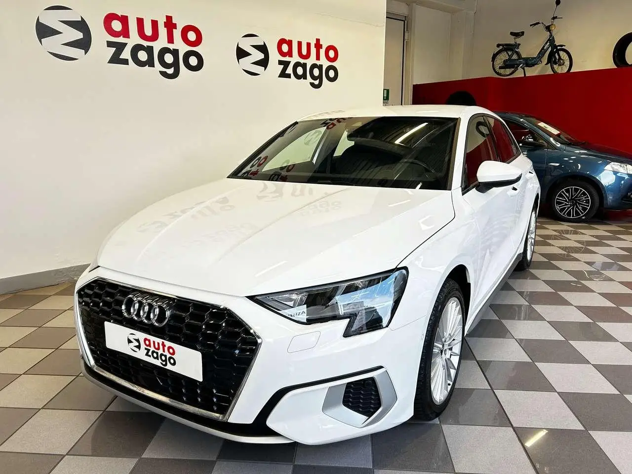 Photo 1 : Audi A3 2022 Petrol