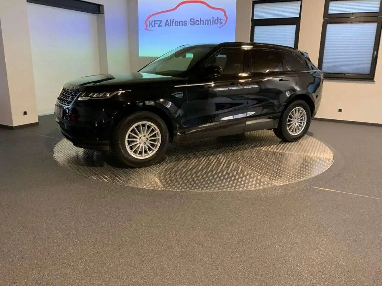 Photo 1 : Land Rover Range Rover Velar 2019 Petrol