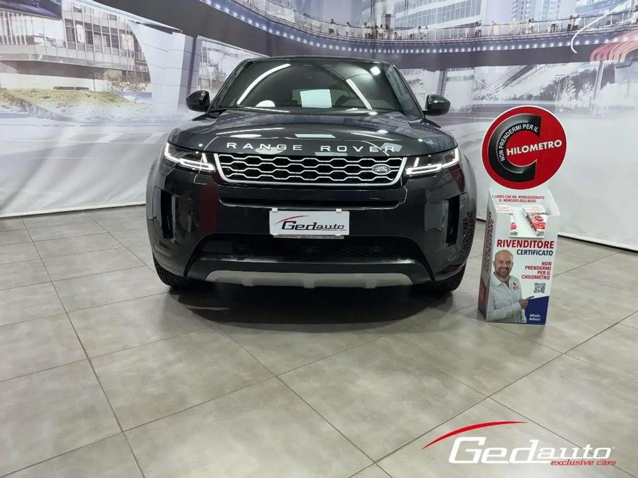 Photo 1 : Land Rover Range Rover Evoque 2022 Hybride