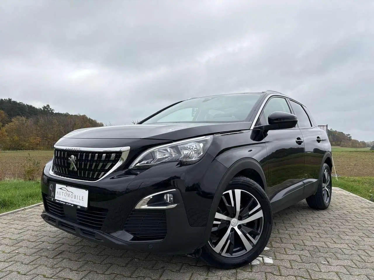 Photo 1 : Peugeot 3008 2018 Essence