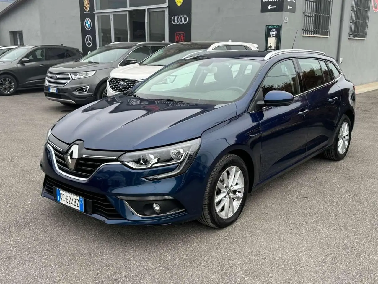 Photo 1 : Renault Megane 2020 Diesel