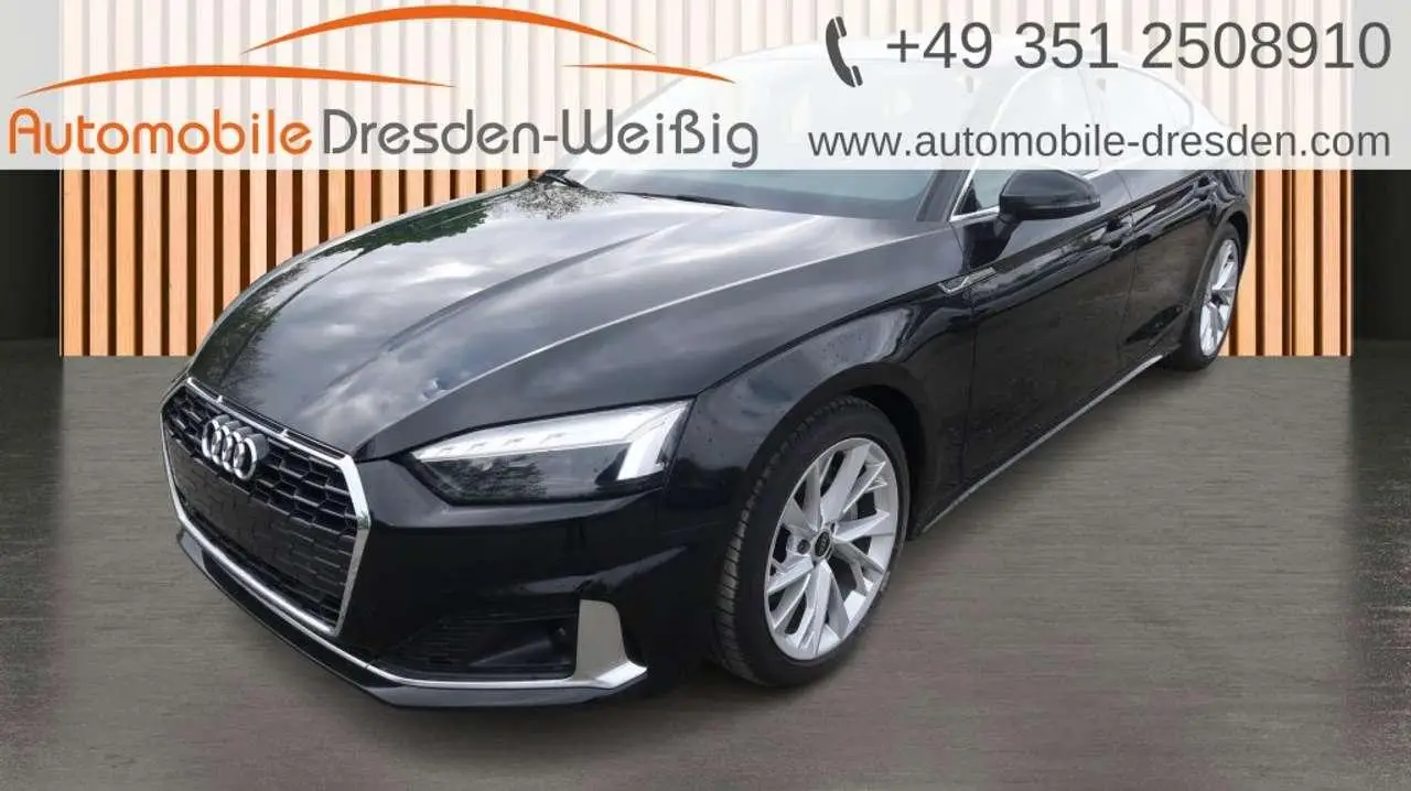 Photo 1 : Audi A5 2023 Essence