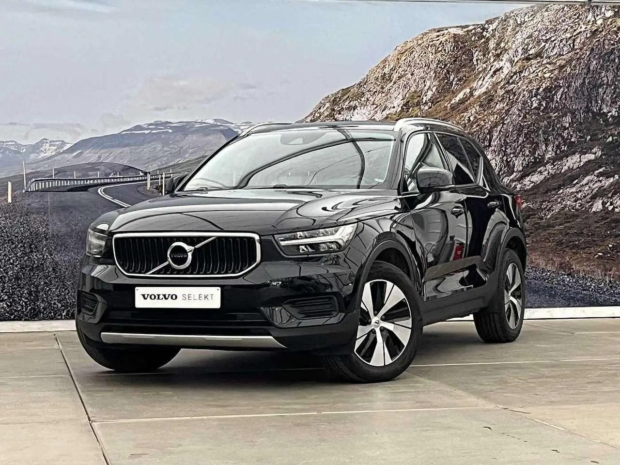 Photo 1 : Volvo Xc40 2021 Petrol